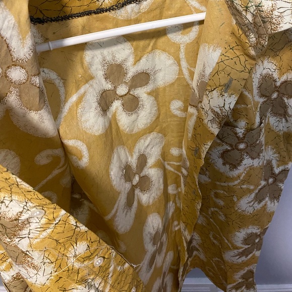 HANDMADE Hawaiian shirt. - Picture 3 of 4